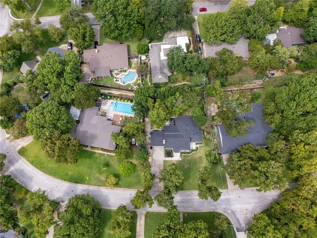 1252 N Selva Drive