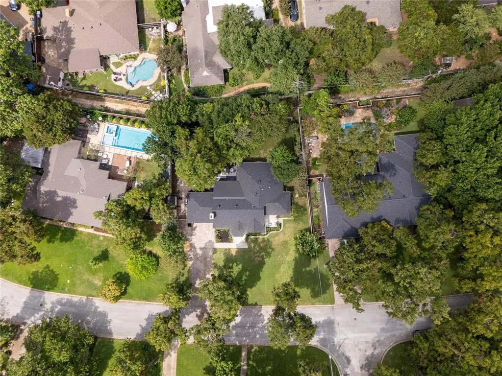 1252 N Selva Drive