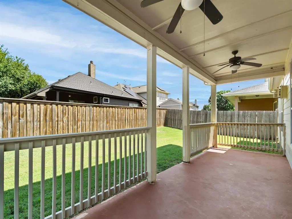 1401 Canary Drive