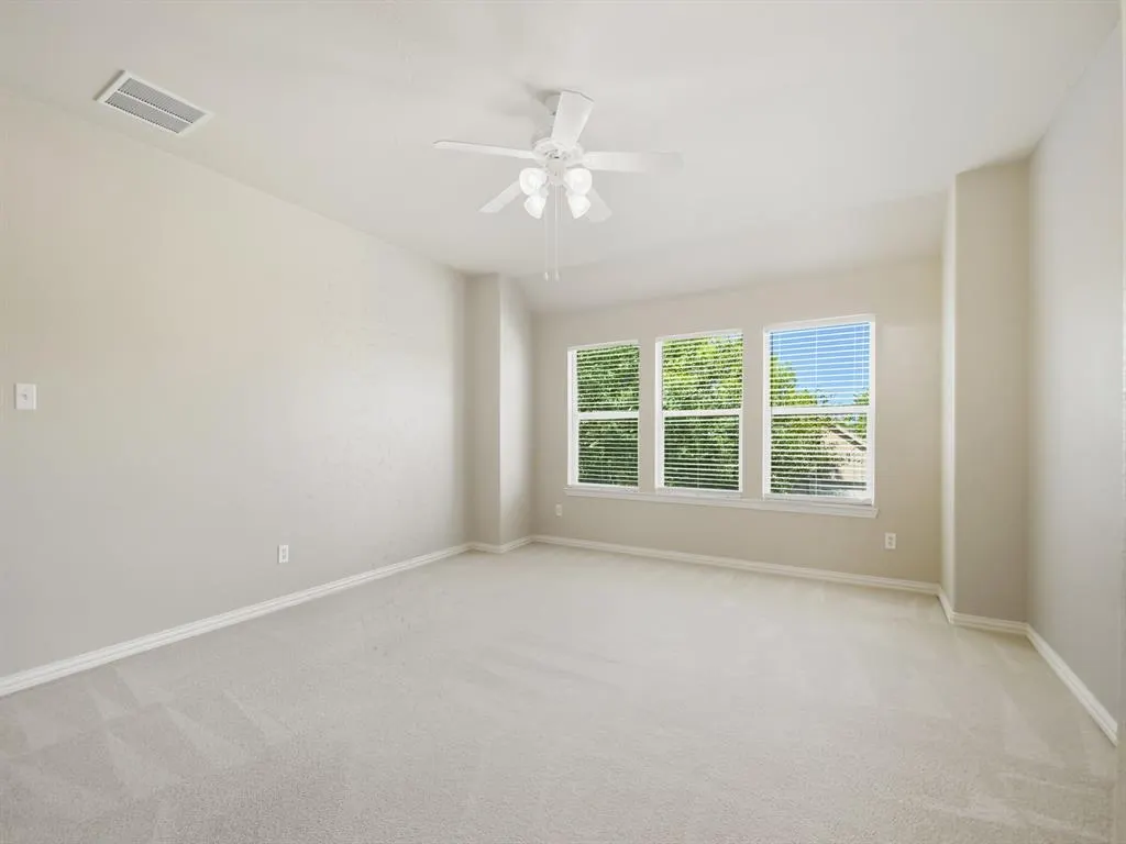 1401 Canary Drive