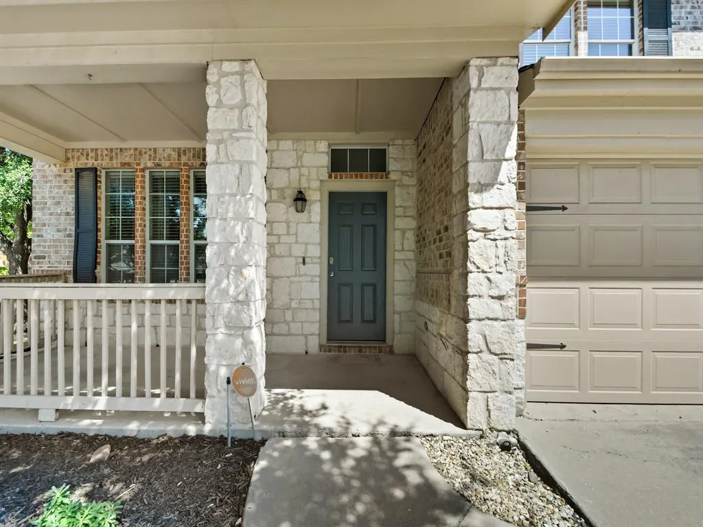 1401 Canary Drive