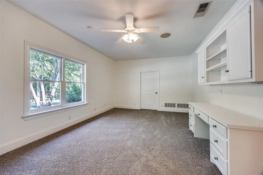 4806 Geren Trail