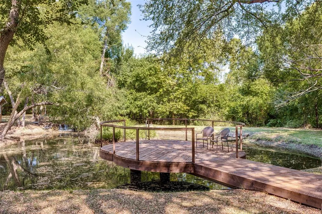 4806 Geren Trail