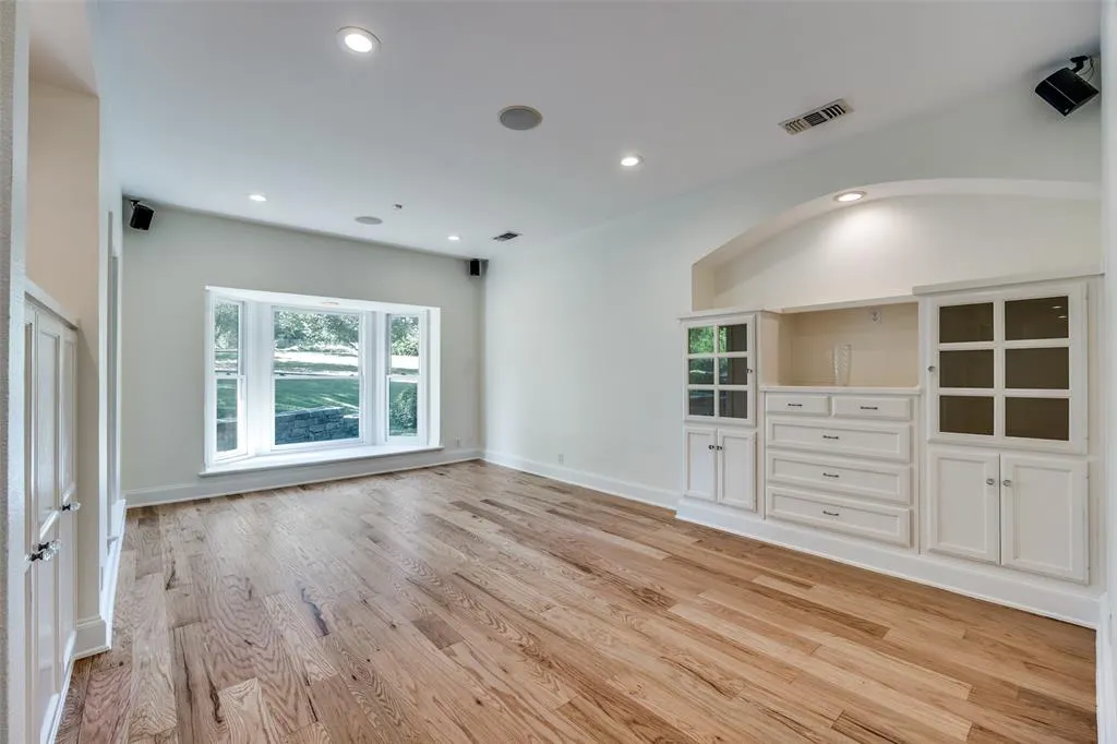 4806 Geren Trail