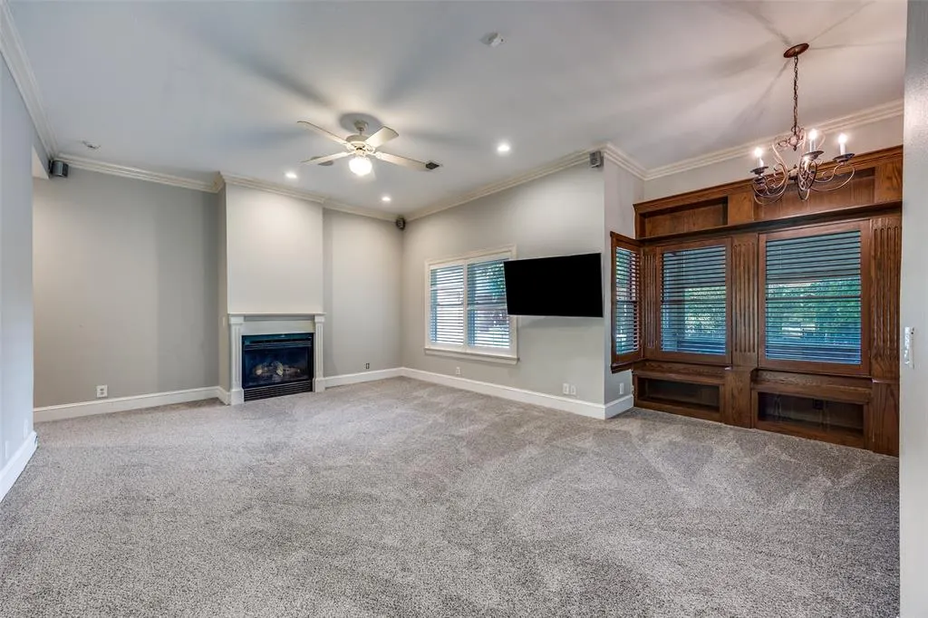 4806 Geren Trail