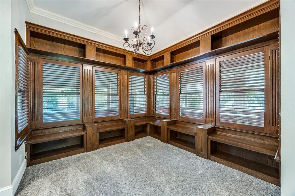 4806 Geren Trail
