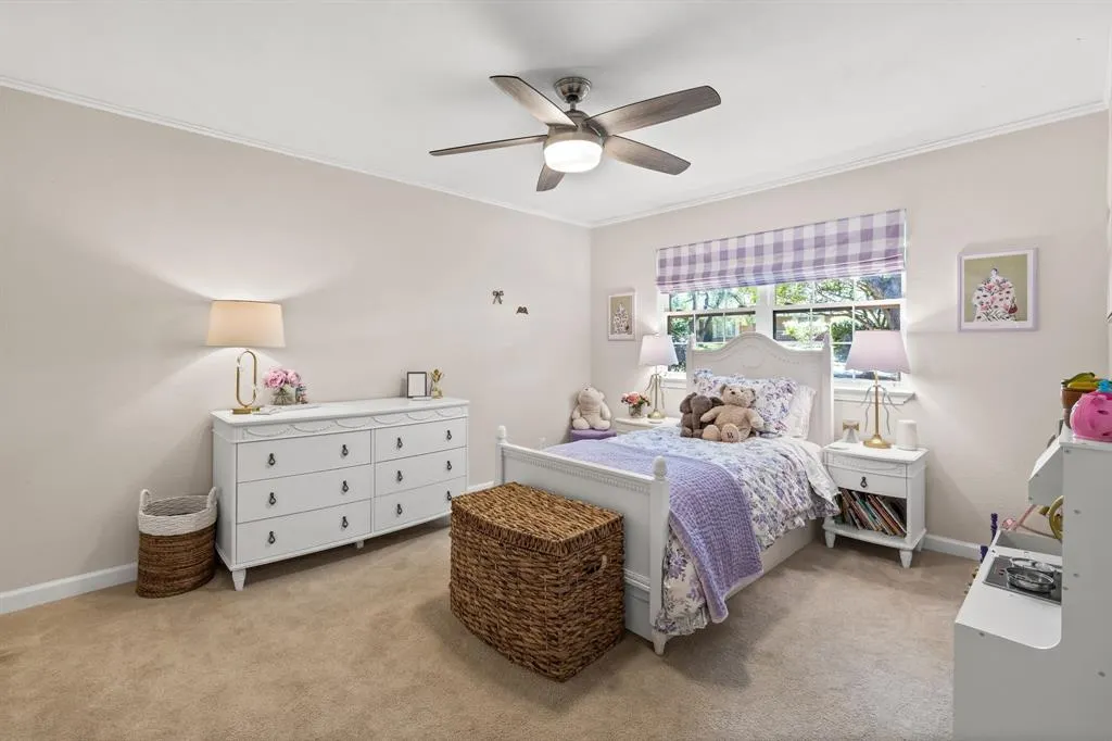 4149 Alta Vista Lane