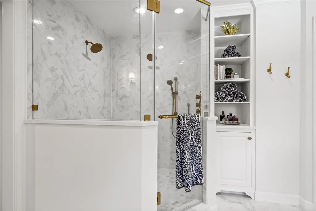 4149 Alta Vista Lane