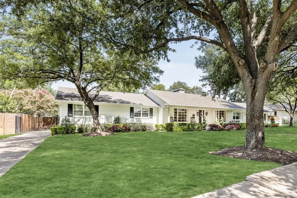 4149 Alta Vista Lane