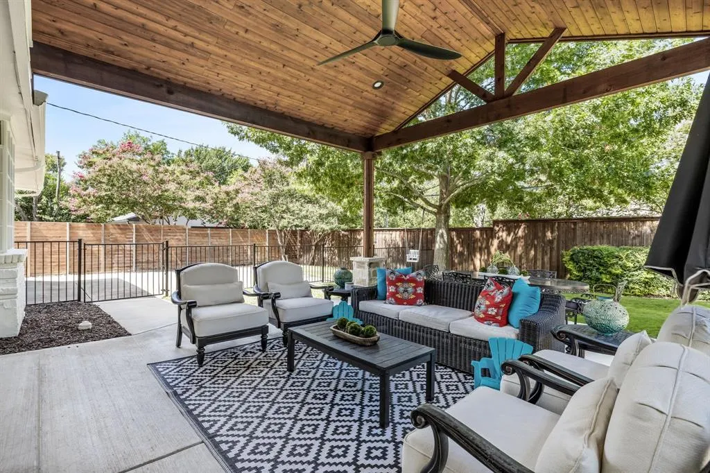 4149 Alta Vista Lane