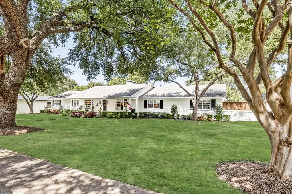 4149 Alta Vista Lane