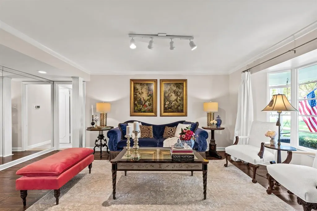 4149 Alta Vista Lane