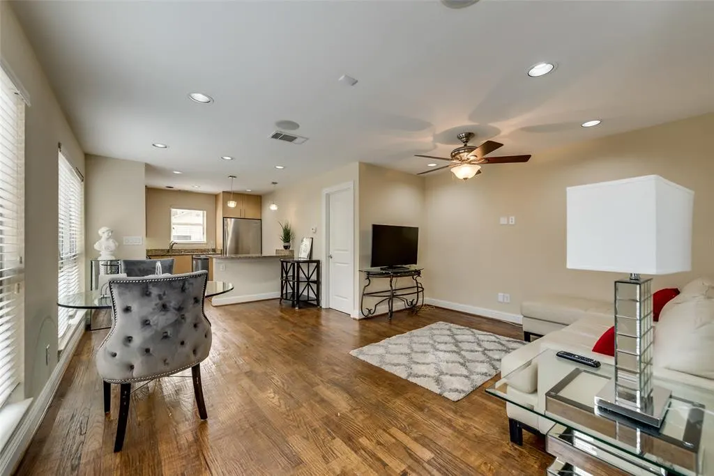 4973 Thunder Road, #B