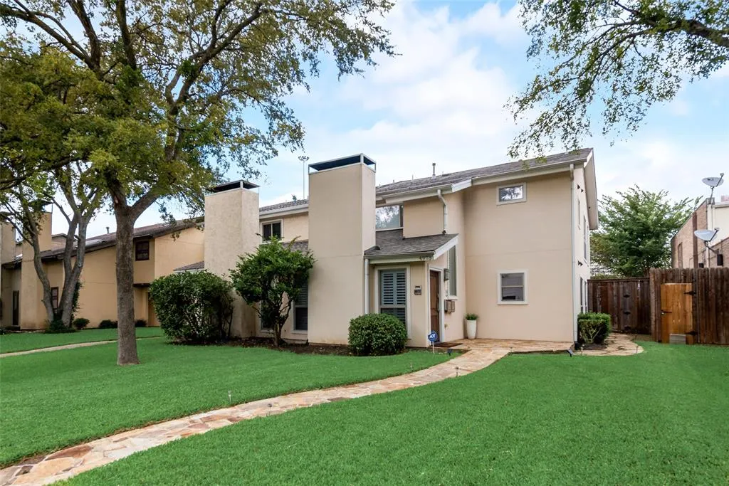 4973 Thunder Road, #B