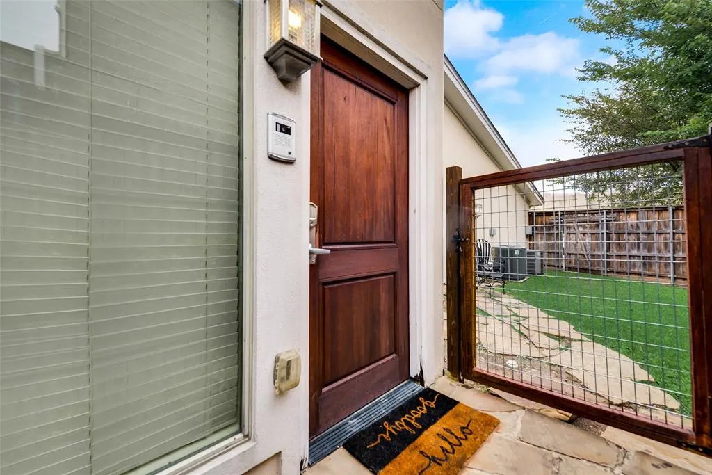 4973 Thunder Road, #B