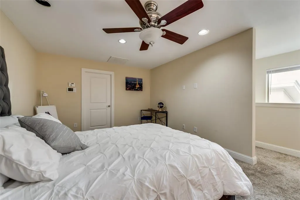 4973 Thunder Road, #B
