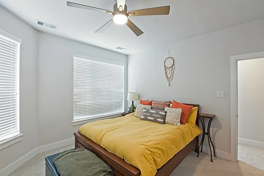 1405 Bronson Court