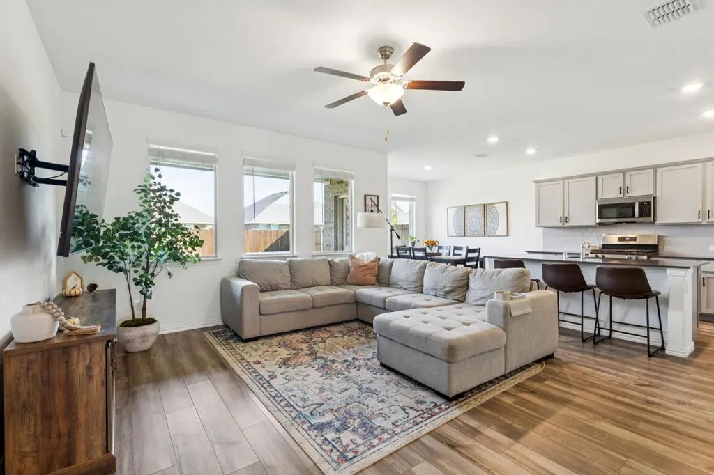 1701 Lake Grove Drive