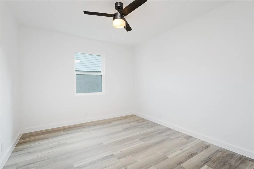 11046 Delford Circle