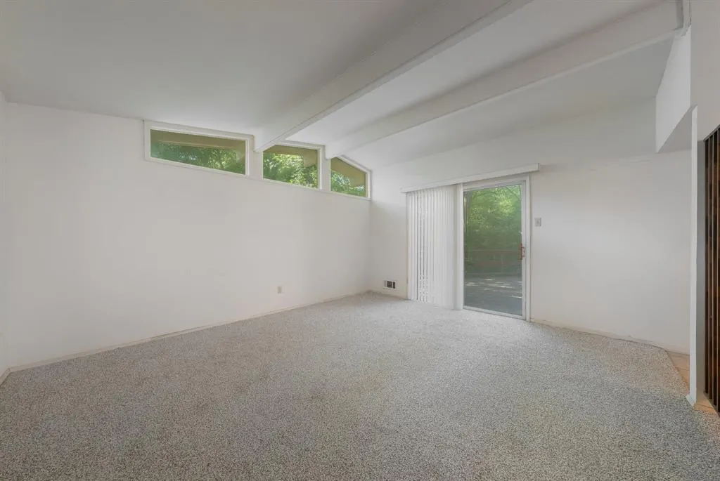 10716 Meadowcliff Lane