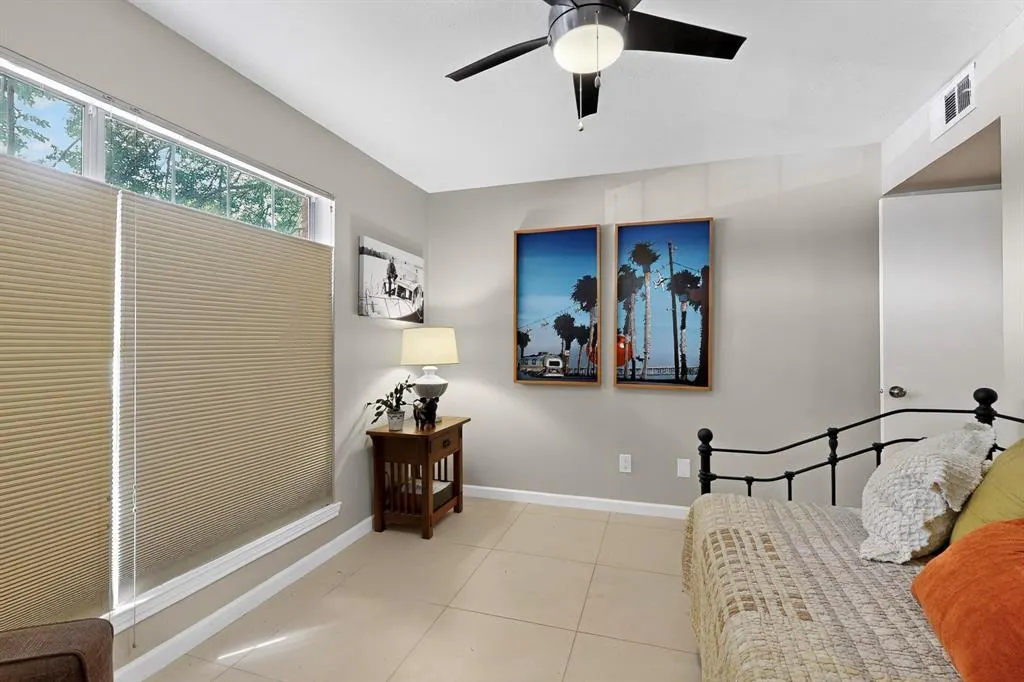 2535 Wedglea Drive, #114