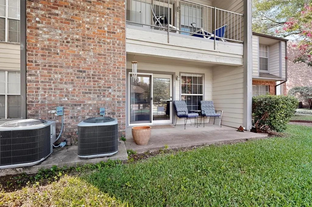 2535 Wedglea Drive, #114
