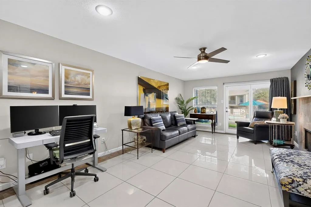 2535 Wedglea Drive, #114