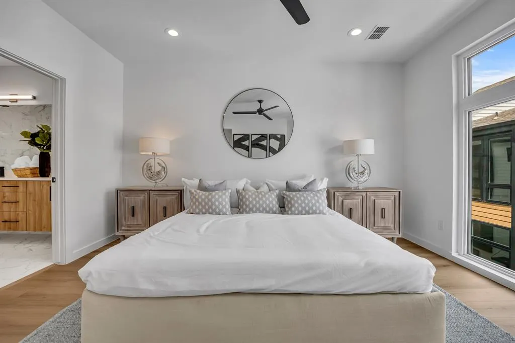 3612 San Jacinto, #107