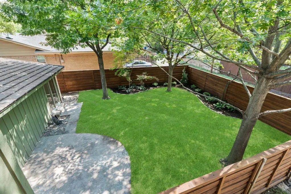10936 Scotsmeadow Drive