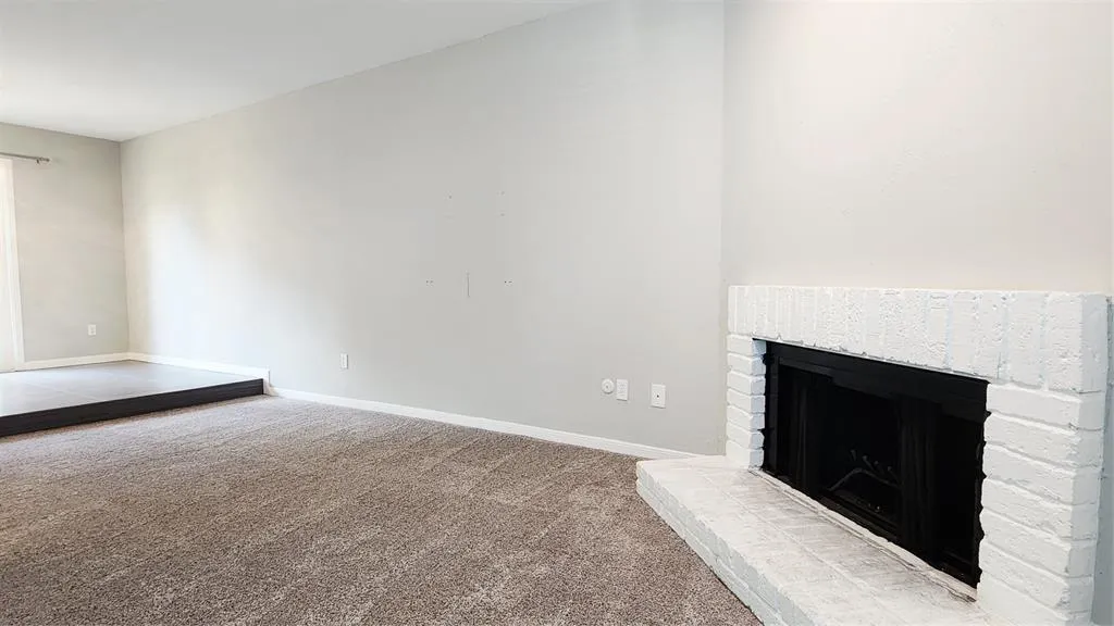 6646 E Lovers Lane, #1106