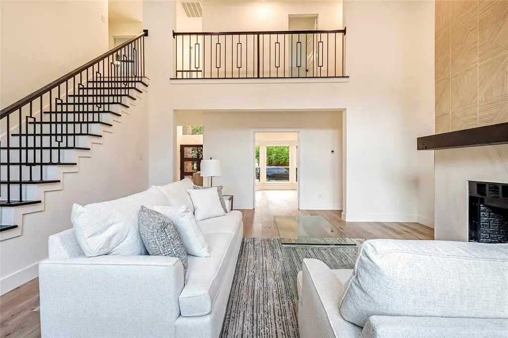 4412 Saber Court