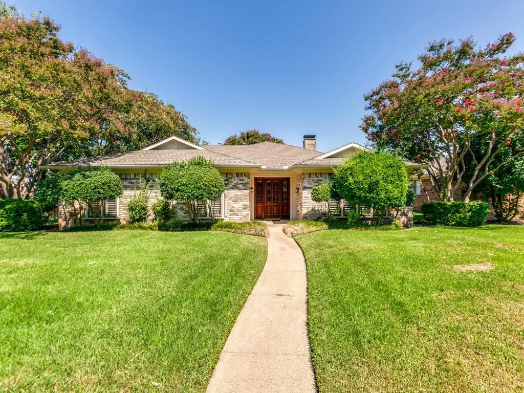 2717 Landershire Lane