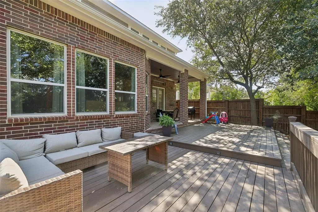 11309 Dinsdale Drive