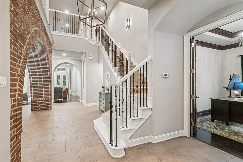 11309 Dinsdale Drive
