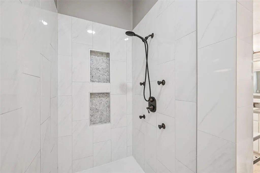 11309 Dinsdale Drive