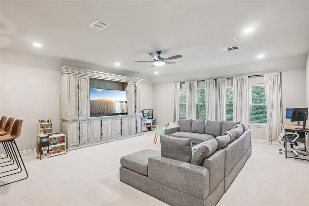 11309 Dinsdale Drive