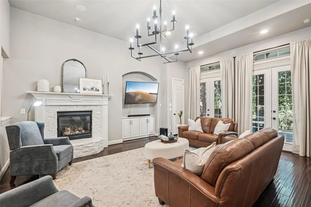 11309 Dinsdale Drive