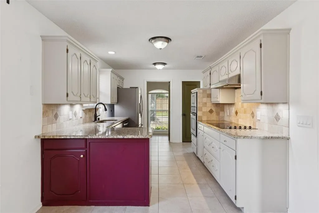 2800 Bowie Drive