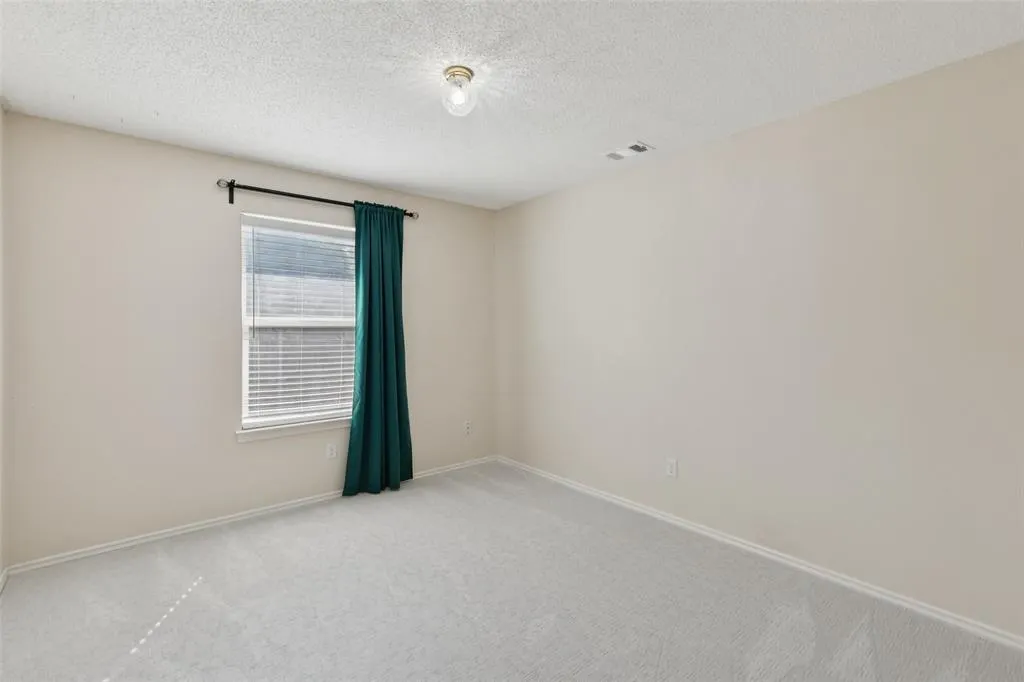 2800 Bowie Drive