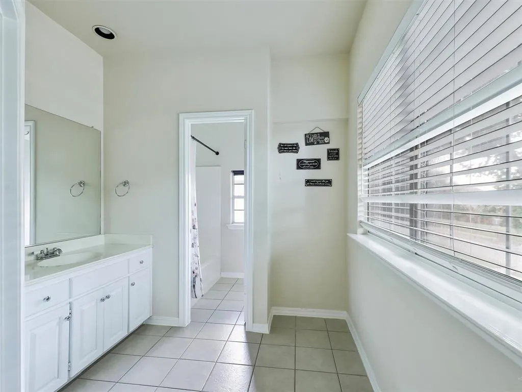 2141 Ironside Drive