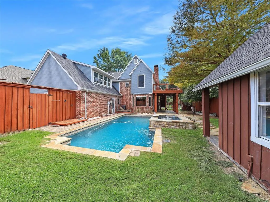 2141 Ironside Drive