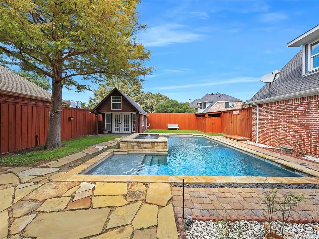 2141 Ironside Drive