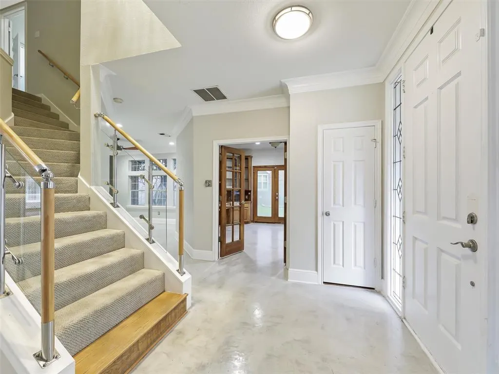 2141 Ironside Drive