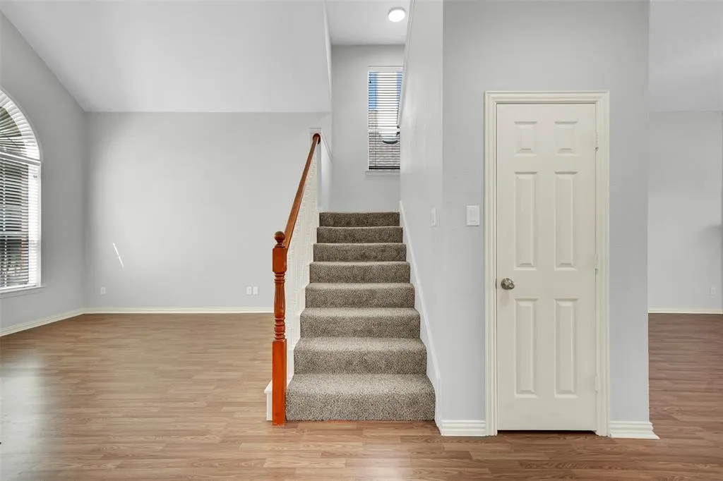 208 Del Cano Drive