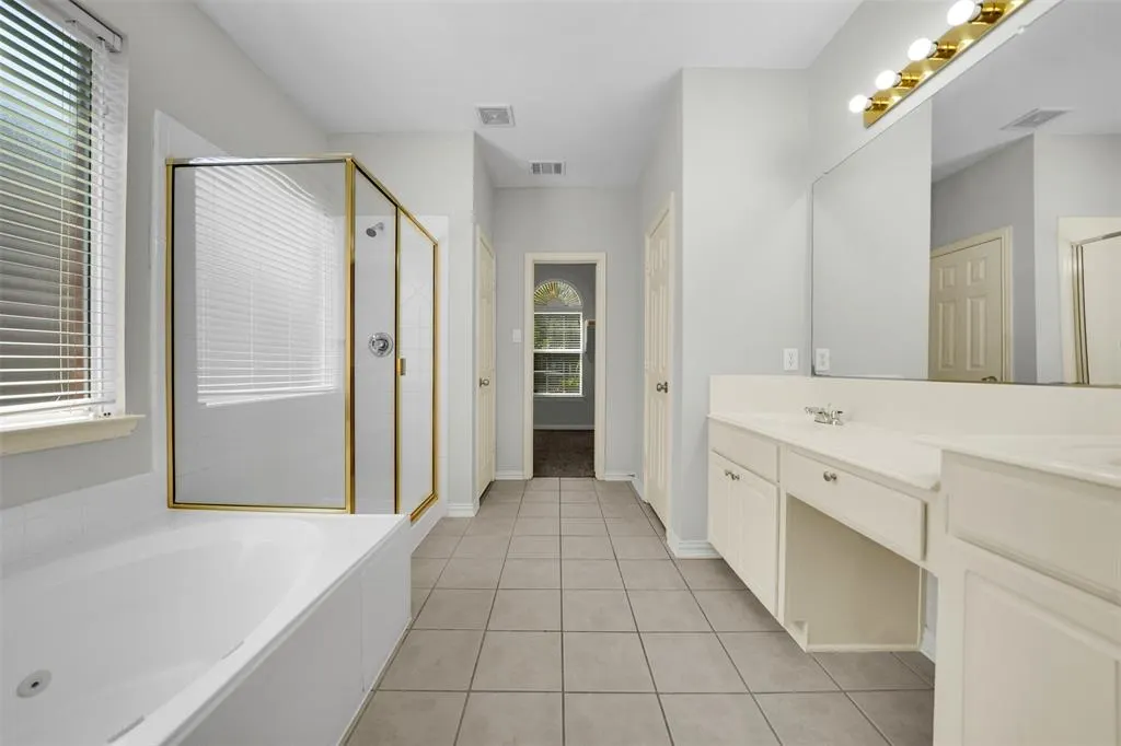 208 Del Cano Drive