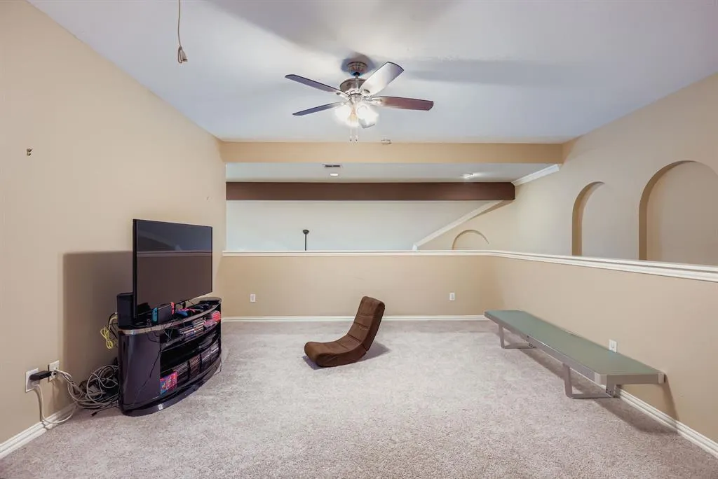 5817 Norfolk Lane