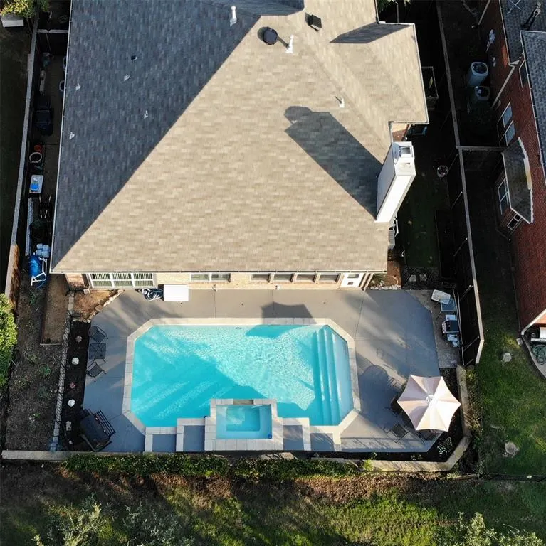 5817 Norfolk Lane