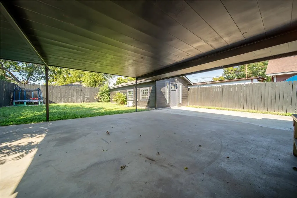 2507 Emmett Street
