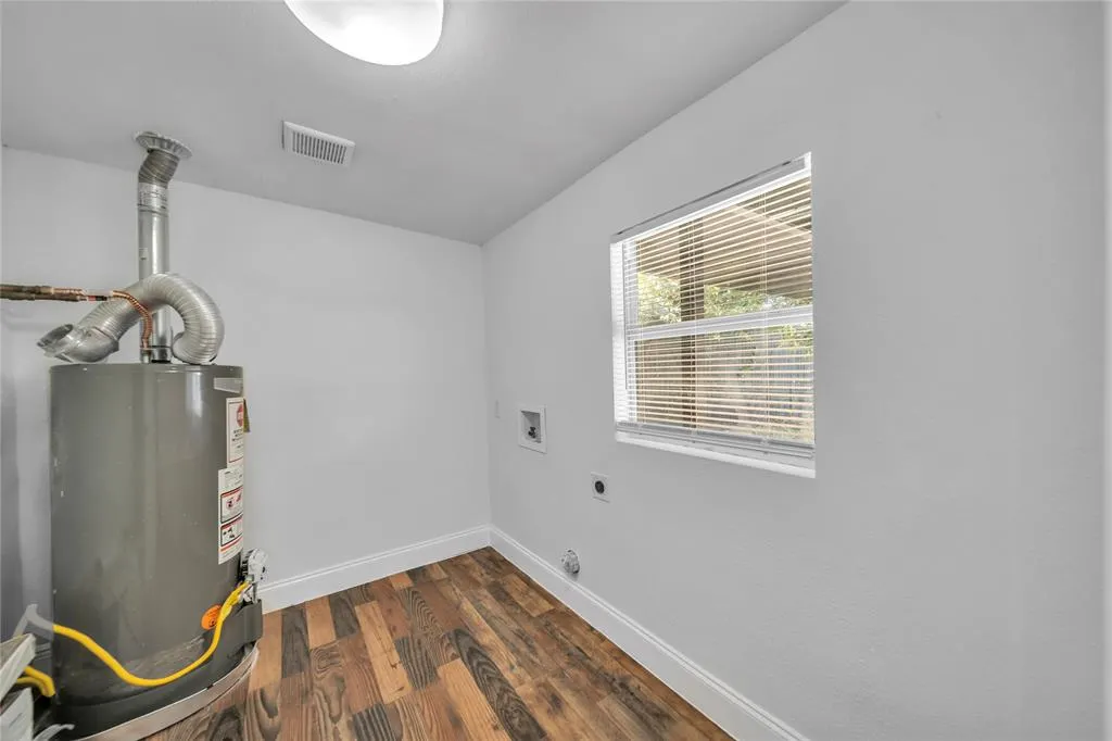 2507 Emmett Street