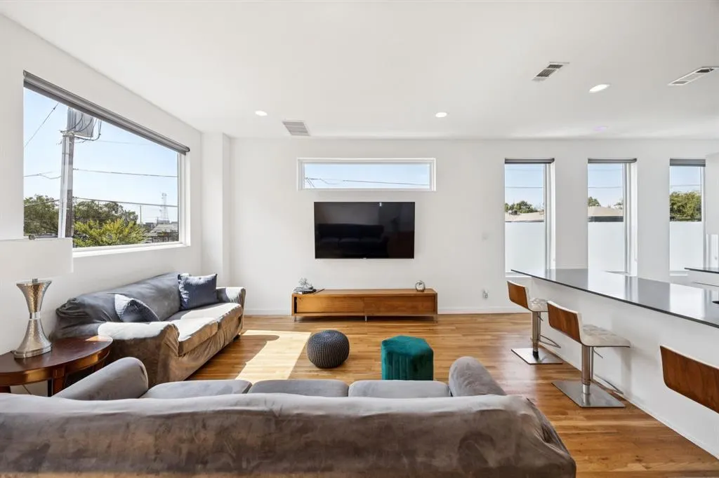 4903 Jack Court